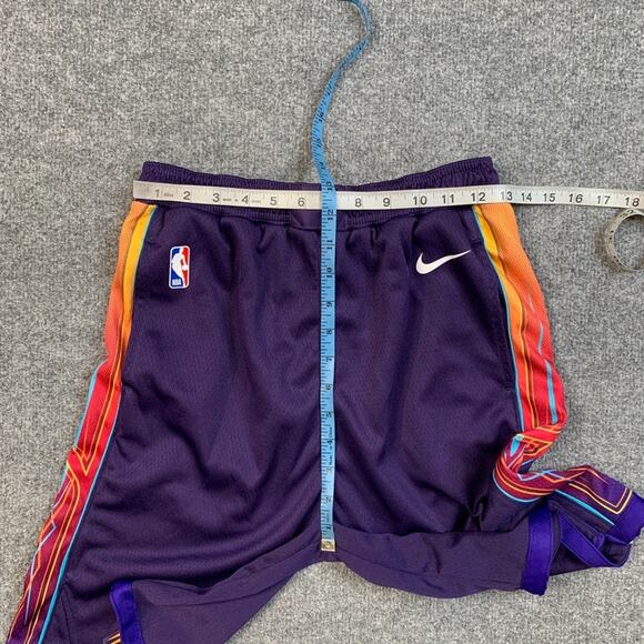 Phoenix Suns Shorts Boys Youth L Large Purple Player Engineered Basketball Nike - Picture 4 of 14